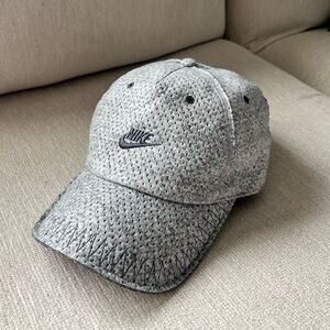 Nike Forward Cap Therma-Fit Recycled Hat / Limited Edition Men L/XL